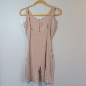 Assests by Spanx body shaper